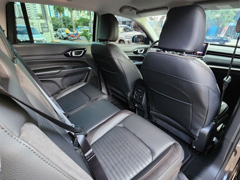 Jeep Commander Limited T270 1.3 TB Flex Aut.