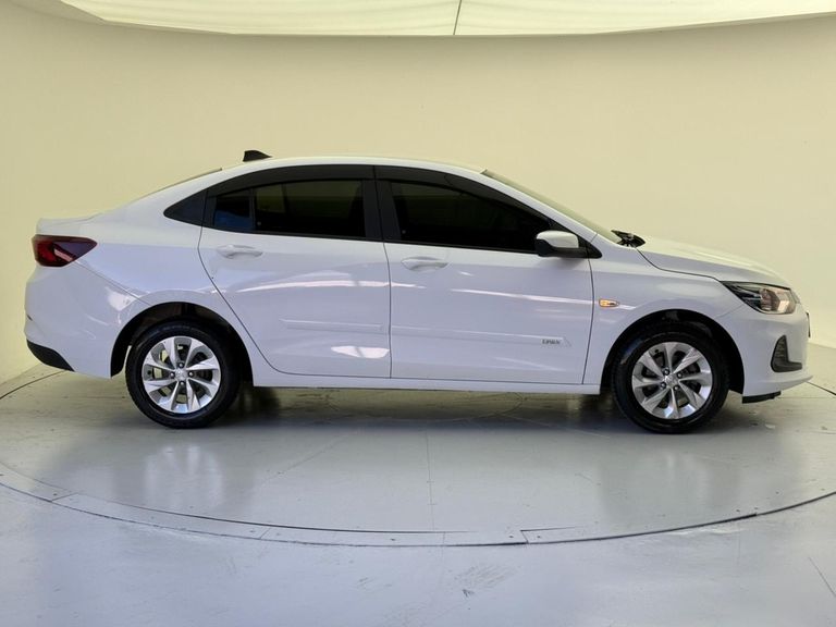 Chevrolet ONIX SEDAN Plus LT 1.0 12V Flex 4p Mec.