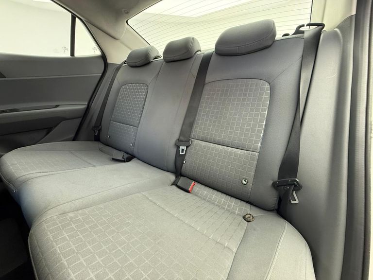 Hyundai HB20S Comfort Plus 1.0 Flex 12V Mec.