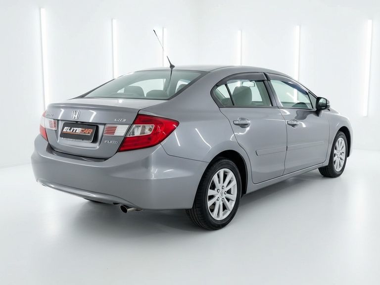 Honda Civic Sedan LXS 1.8/1.8 Flex 16V Mec. 4p