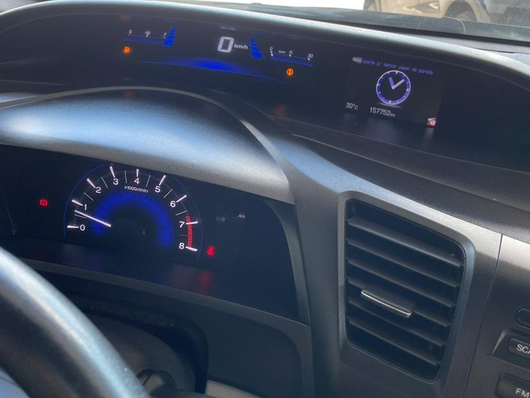 Honda Civic Sedan LXS 1.8/1.8 Flex 16V Mec. 4p