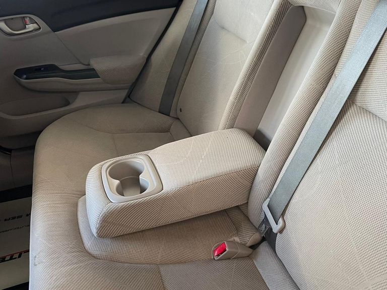 Honda Civic Sedan LXS 1.8/1.8 Flex 16V Mec. 4p