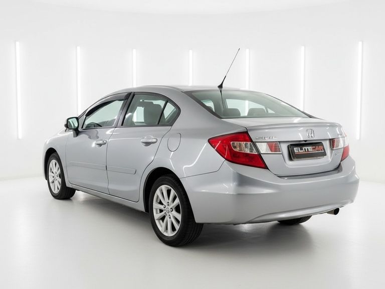 Honda Civic Sedan LXS 1.8/1.8 Flex 16V Mec. 4p