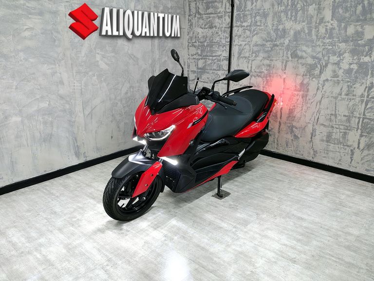 YAMAHA XMAX 250 ABS