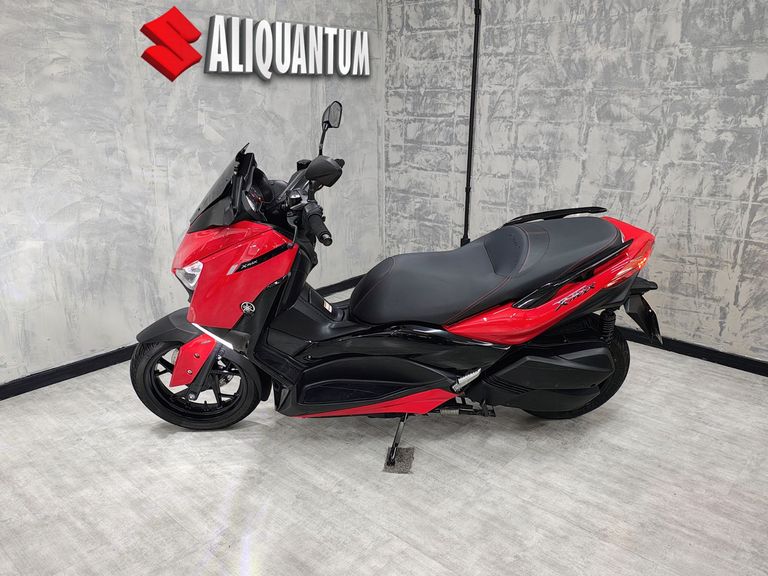 YAMAHA XMAX 250 ABS