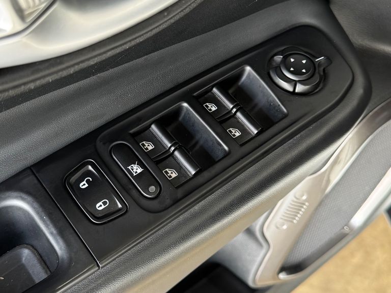 Jeep Renegade T270 1.3 TB 4x2 Flex Aut.