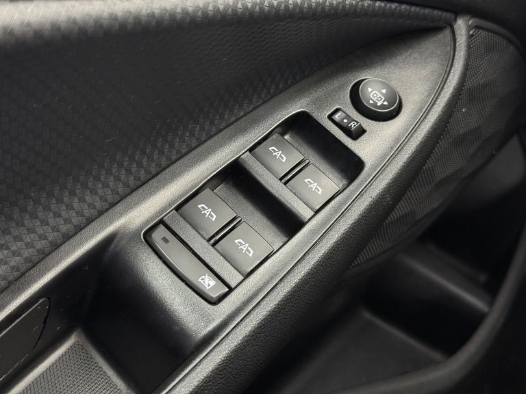 Chevrolet ONIX HATCH LT 1.0 12V Flex 5p Mec.