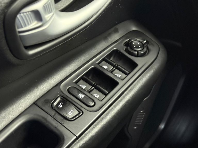 Jeep Renegade Long. T270 1.3 TB 4x2 Flex Aut.