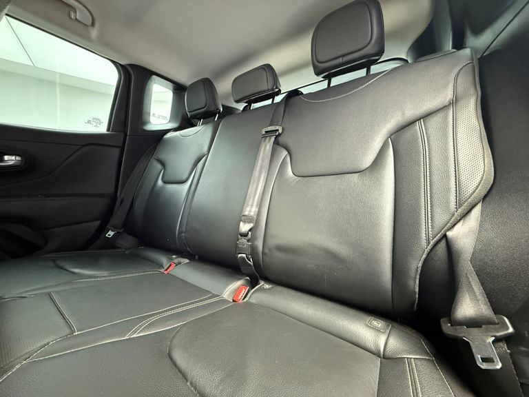 Jeep Renegade Long. T270 1.3 TB 4x2 Flex Aut.