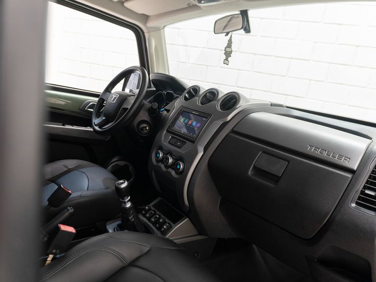 Troller T-4 4x4 3.2 20V Tdi Cap. Rígida Diesel