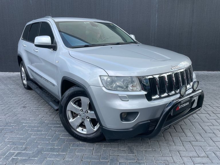 Jeep Grand Cherokee Laredo 3.6 4x4 V6 Aut.