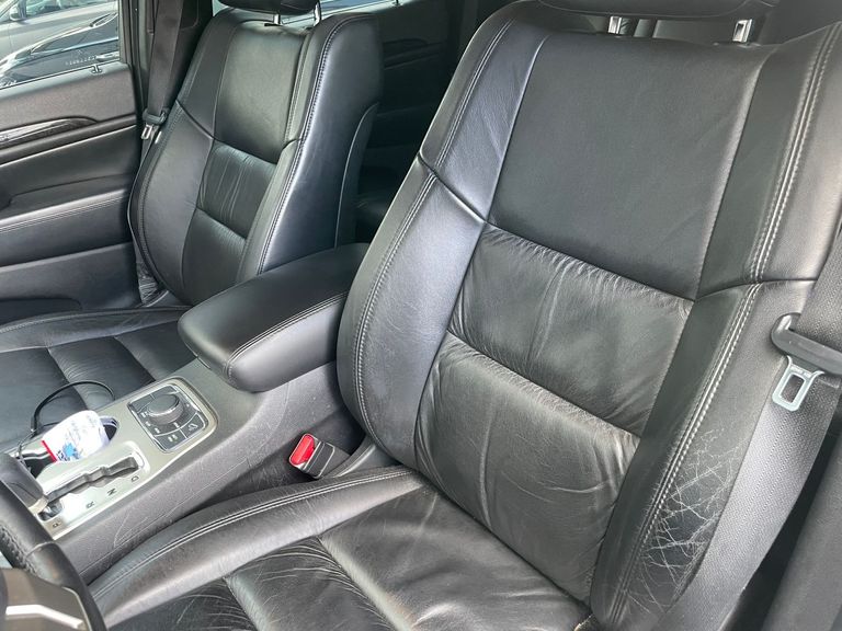 Jeep Grand Cherokee Laredo 3.6 4x4 V6 Aut.