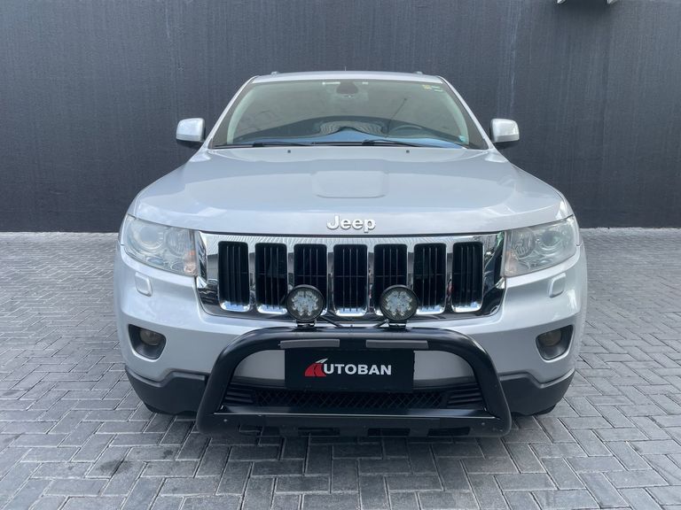 Jeep Grand Cherokee Laredo 3.6 4x4 V6 Aut.