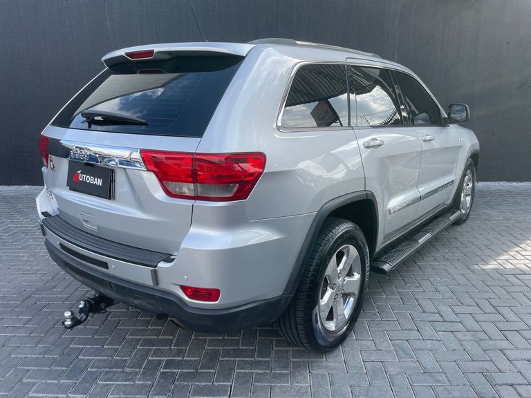 Jeep Grand Cherokee Laredo 3.6 4x4 V6 Aut.