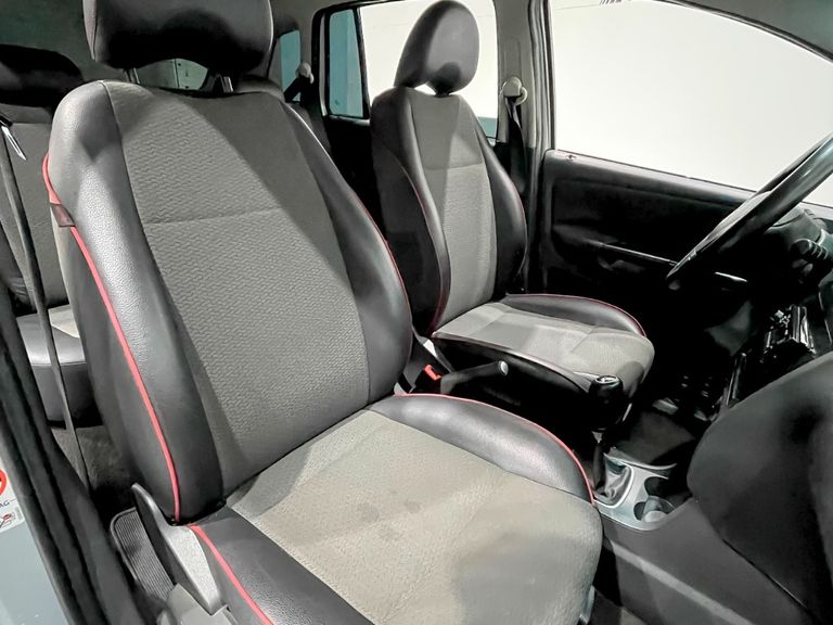 VolksWagen SPACEFOX 1.6/ 1.6 Trend Total Flex 8V 5p