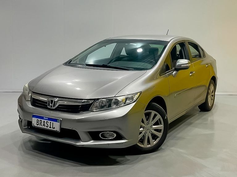 Honda Civic Sedan LXR 2.0 Flexone 16V Aut. 4p