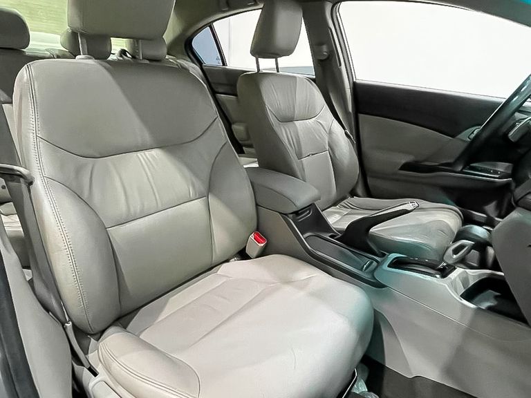 Honda Civic Sedan LXR 2.0 Flexone 16V Aut. 4p