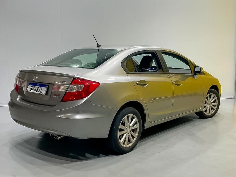 Honda Civic Sedan LXR 2.0 Flexone 16V Aut. 4p