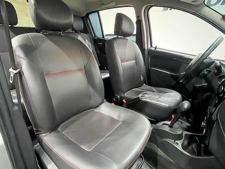 Renault SANDERO STEPWAY Hi-Flex 1.6 16V 5p Aut.