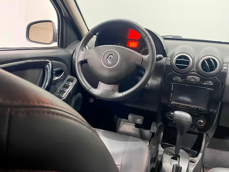 Renault SANDERO STEPWAY Hi-Flex 1.6 16V 5p Aut.