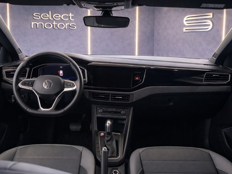 VolksWagen Nivus Highline 1.0 200 TSI Flex Aut.