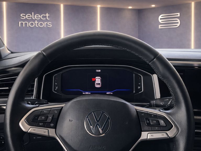 VolksWagen Nivus Highline 1.0 200 TSI Flex Aut.