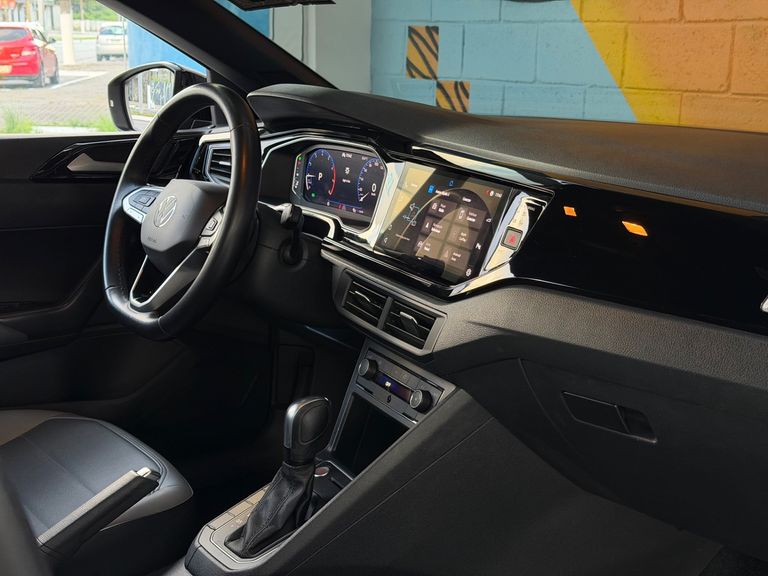 VolksWagen Nivus Highline 1.0 200 TSI Flex Aut.