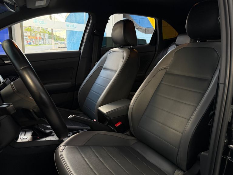 VolksWagen Nivus Highline 1.0 200 TSI Flex Aut.