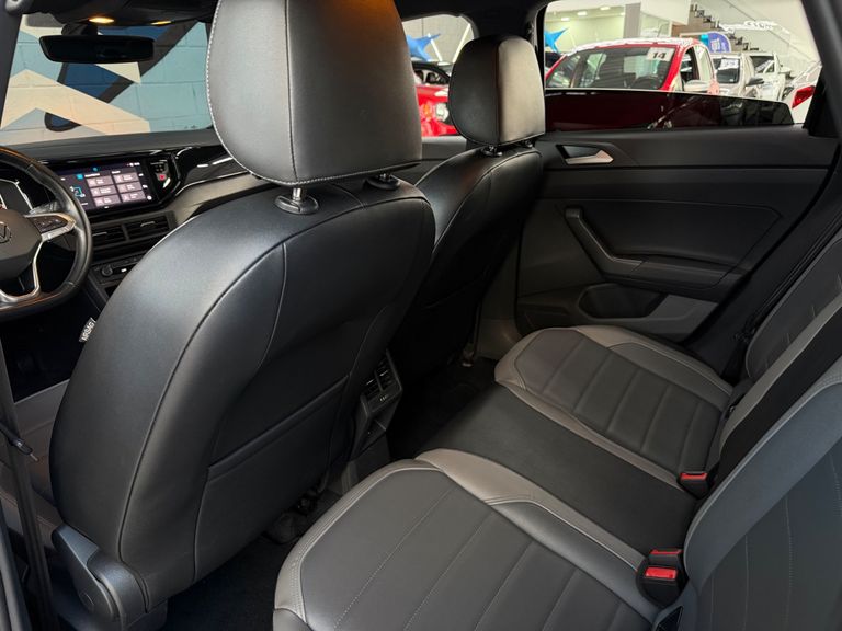 VolksWagen Nivus Highline 1.0 200 TSI Flex Aut.