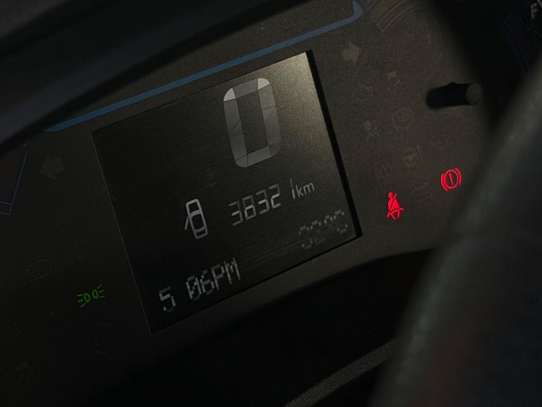 Renault KWID Zen 1.0 Flex 12V 5p Mec.