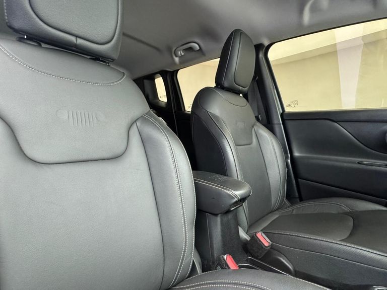 Jeep Renegade Long. T270 1.3 TB 4x2 Flex Aut.