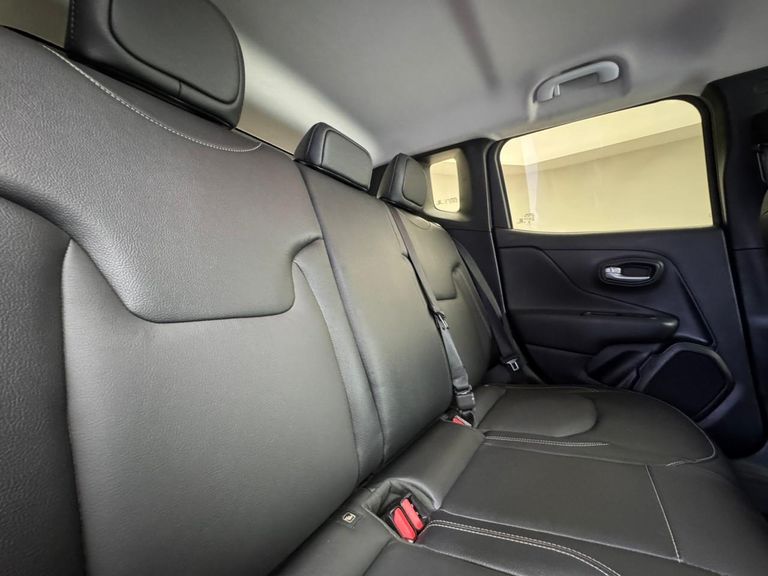 Jeep Renegade Long. T270 1.3 TB 4x2 Flex Aut.