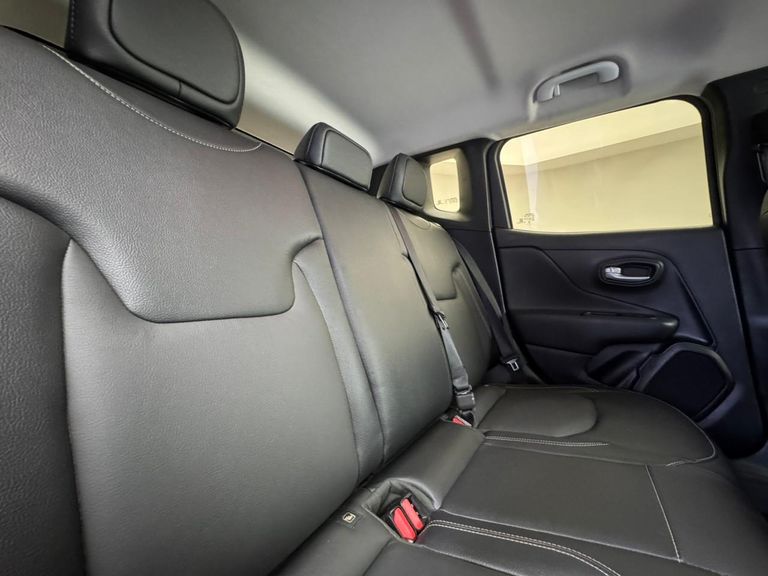 Jeep Renegade Long. T270 1.3 TB 4x2 Flex Aut.