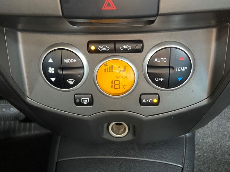 Nissan LIVINA GRAND SL 1.8 16V Flex Fuel Aut.