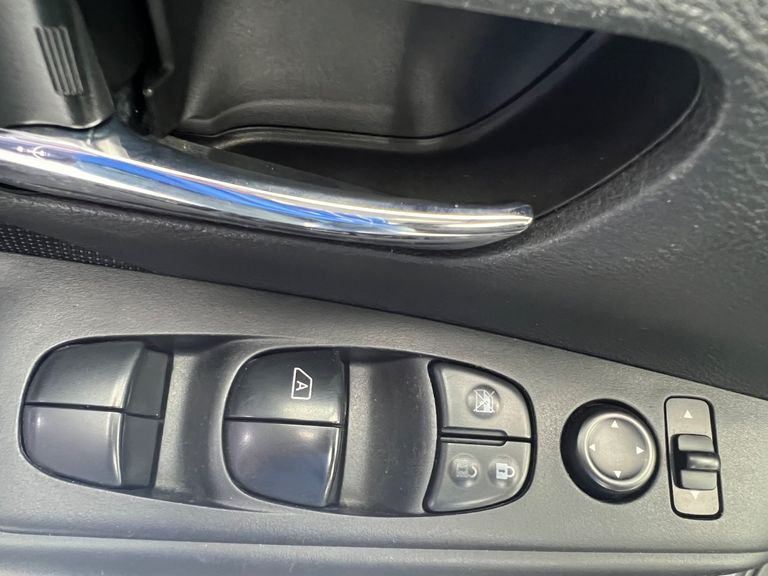 Nissan KICKS Sense 1.6 16V Flex Aut.