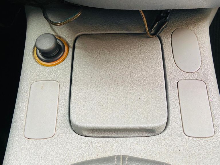 Renault Clio Hi-Flex 1.0 16V 3p