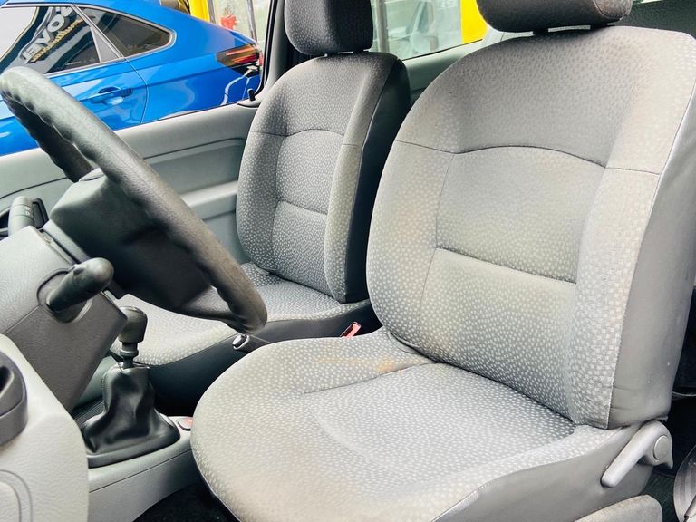 Renault Clio Hi-Flex 1.0 16V 3p