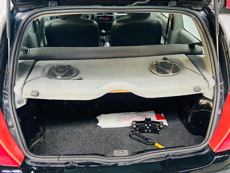 Renault Clio Hi-Flex 1.0 16V 3p