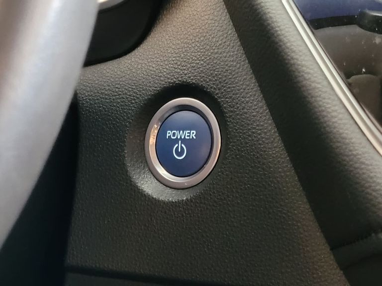 Toyota Corolla Altis 1.8 16V Aut. (Híbrido)
