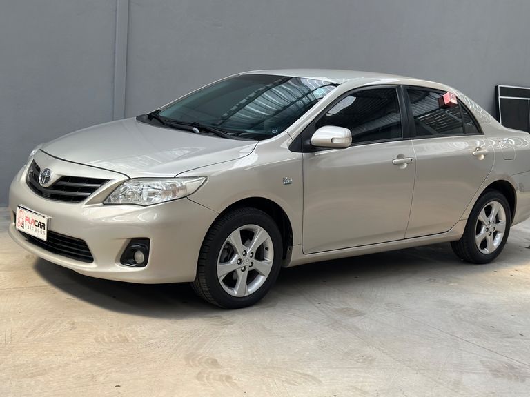 Toyota Corolla XEi 2.0 Flex 16V Aut.
