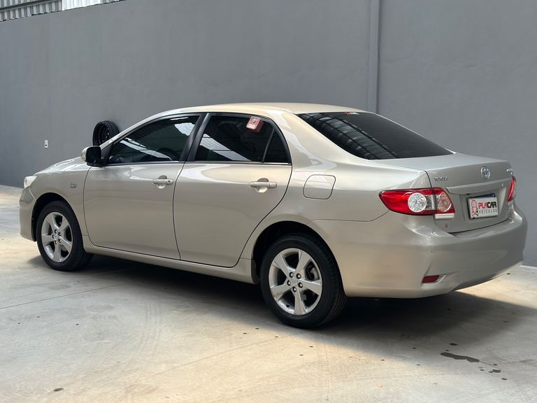 Toyota Corolla XEi 2.0 Flex 16V Aut.