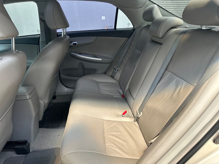 Toyota Corolla XEi 2.0 Flex 16V Aut.