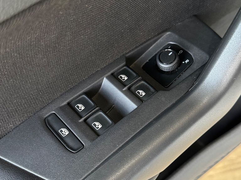 VolksWagen VIRTUS Comfort. 200 TSI 1.0 Flex 12V Aut