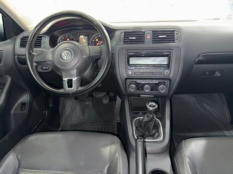 VolksWagen JETTA Comfortline  2.0 T.Flex 8V 4p Mec.