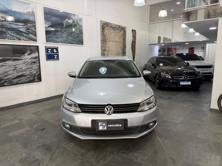 VolksWagen JETTA Comfortline  2.0 T.Flex 8V 4p Mec.