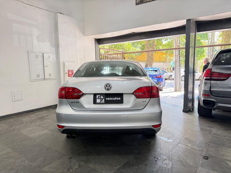 VolksWagen JETTA Comfortline  2.0 T.Flex 8V 4p Mec.