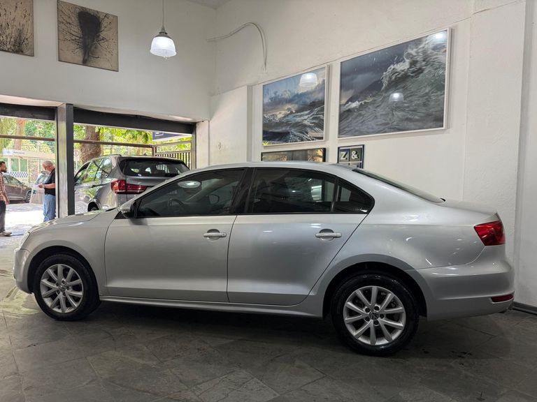 VolksWagen JETTA Comfortline  2.0 T.Flex 8V 4p Mec.