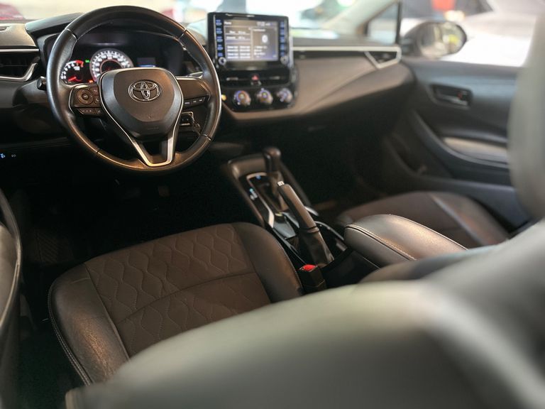 Toyota Corolla GLi 2.0 16V Flex Aut.