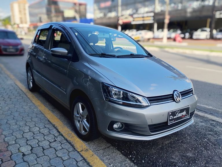 VolksWagen Fox Highline1.6 Flex 16V 5p