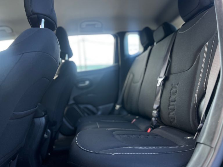 Jeep Renegade T270 1.3 TB 4x2 Flex Aut.